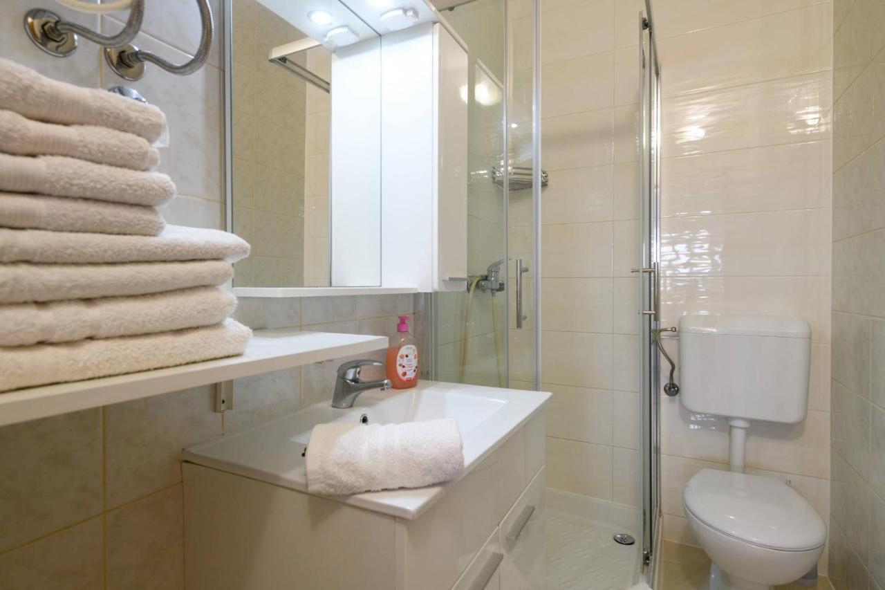 Apartament Somi *
