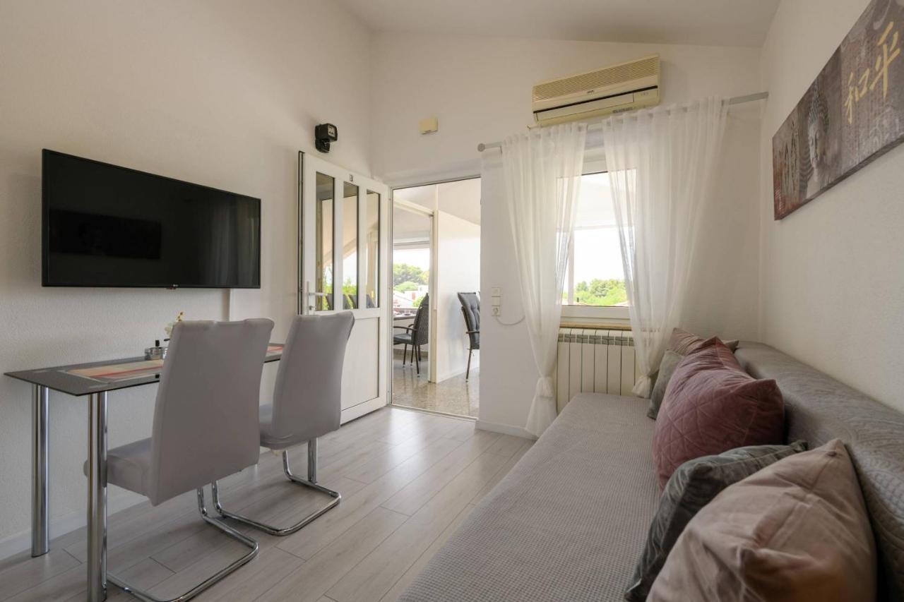 Apartament Somi
