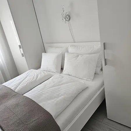 Apartments Somi Porec Exterior photo