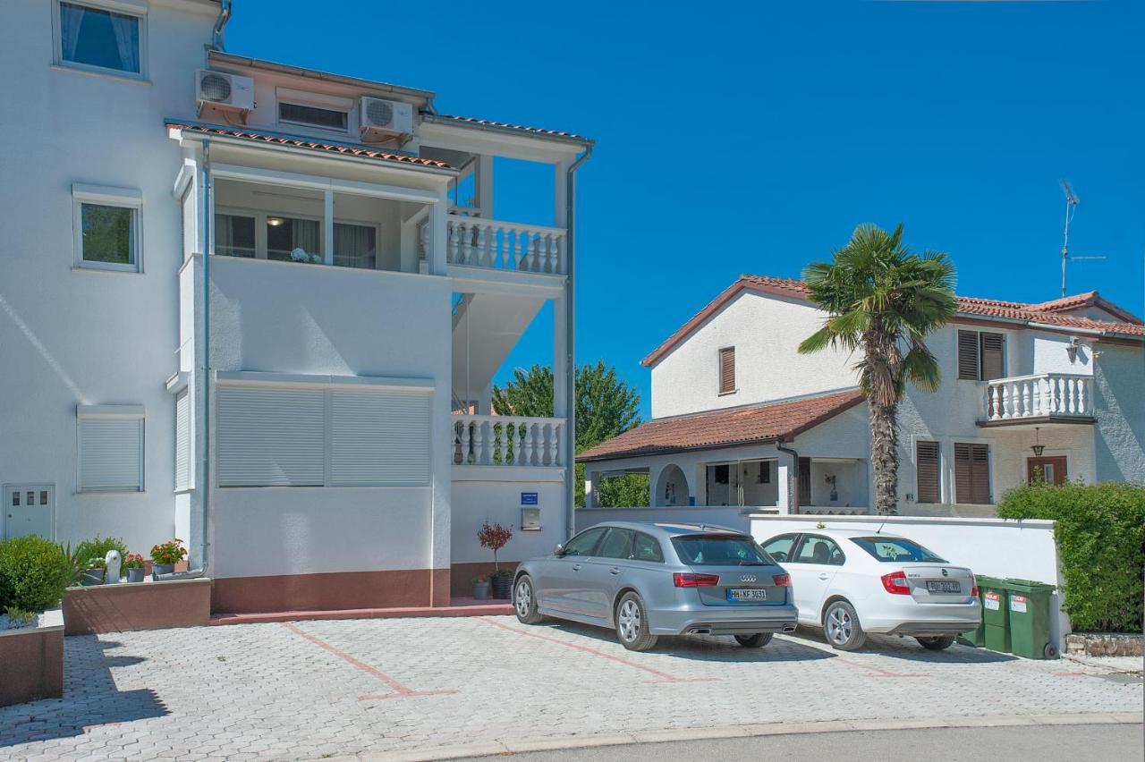 Apartament Somi