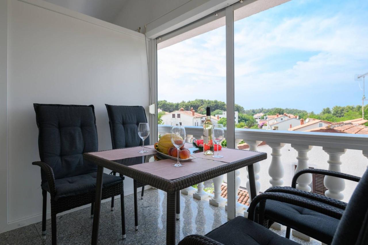 Apartament Somi *